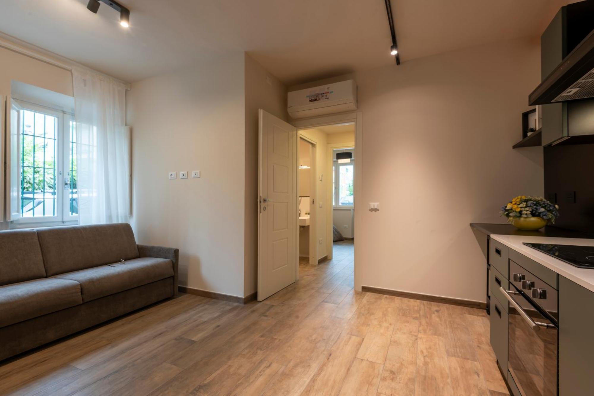 Iarsera Rooms And Apartment Lucca Exterior foto