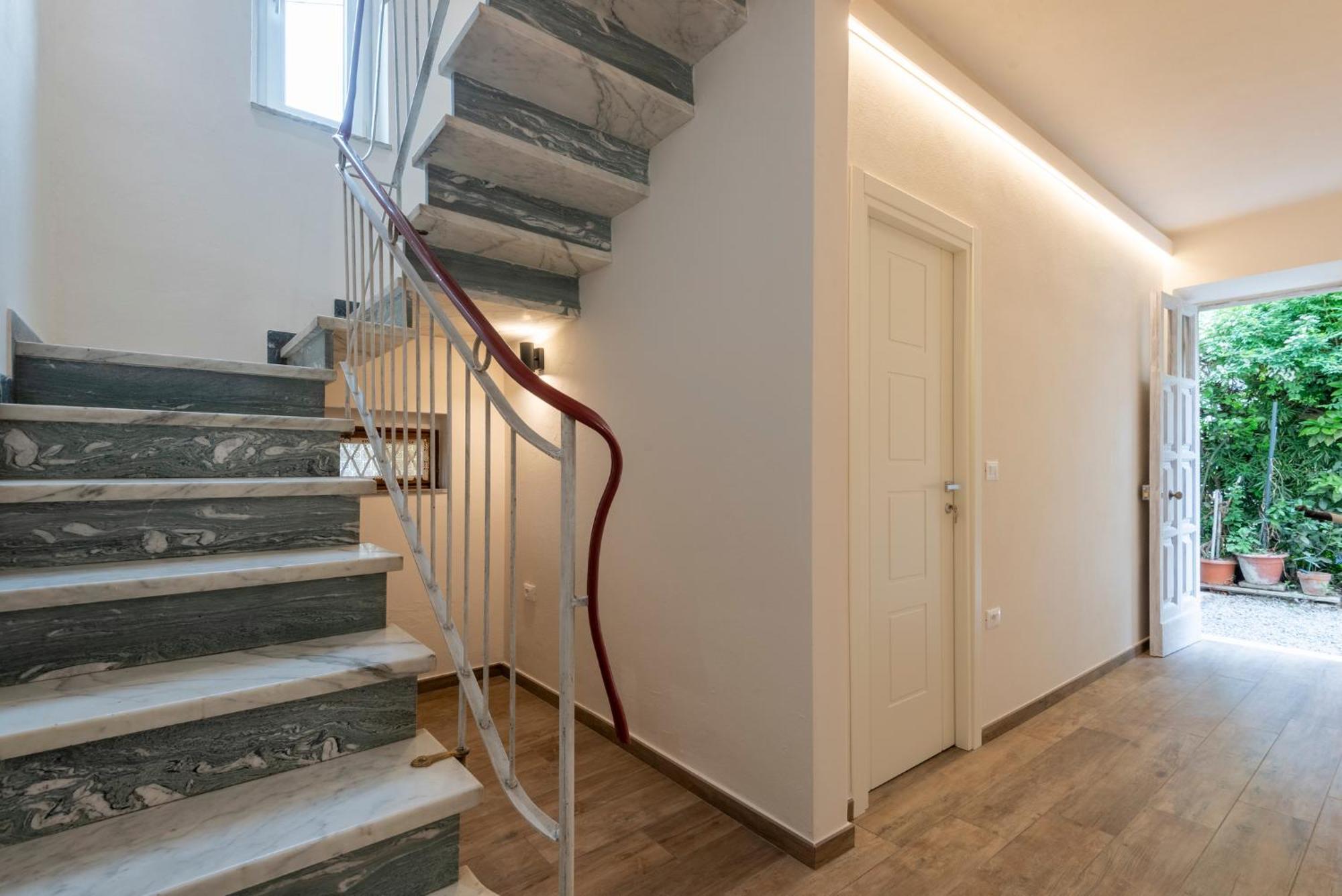 Iarsera Rooms And Apartment Lucca Exterior foto